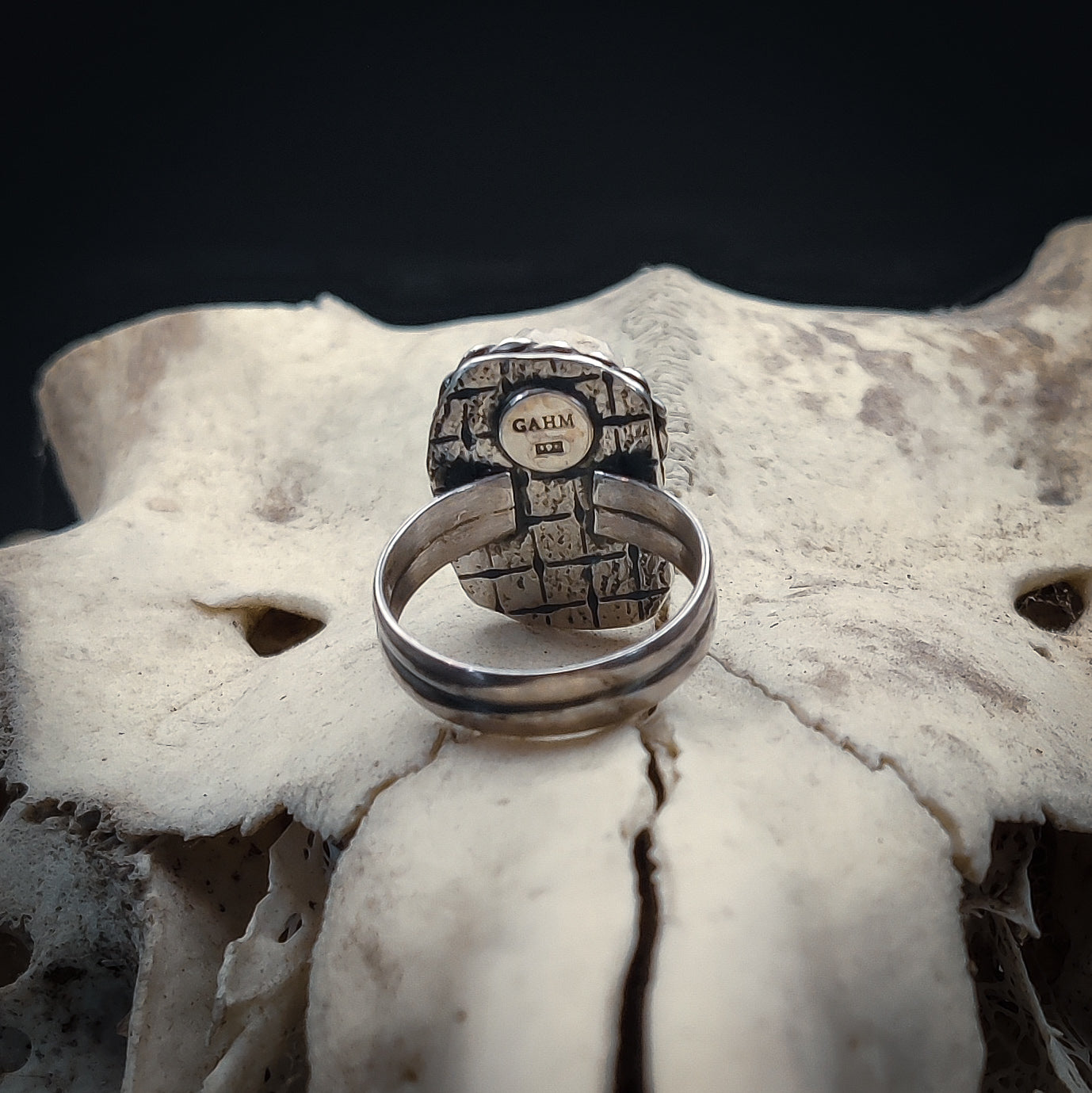Primal - Ring i Sterlingsilver med Vildsvinstand