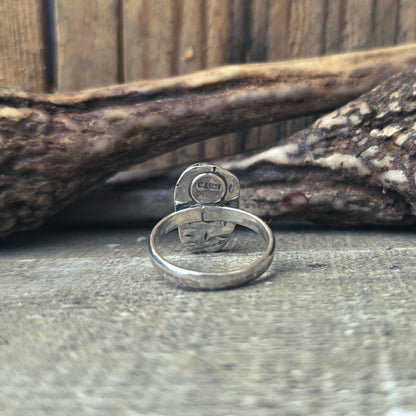 Primal - Ring i Sterlingsilver med Rävtand