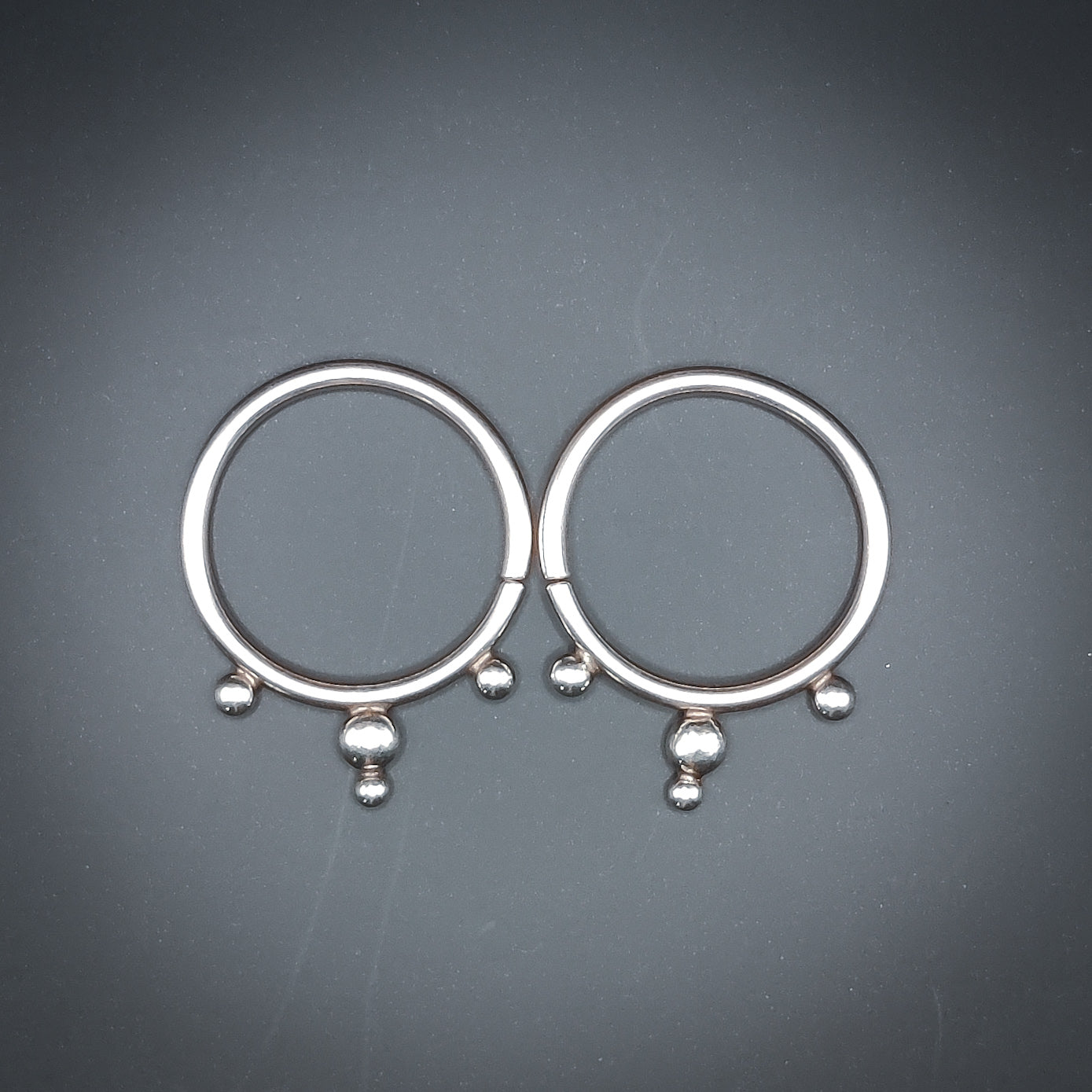 Orbis - Creoler i Sterlingsilver med Kuldetaljer