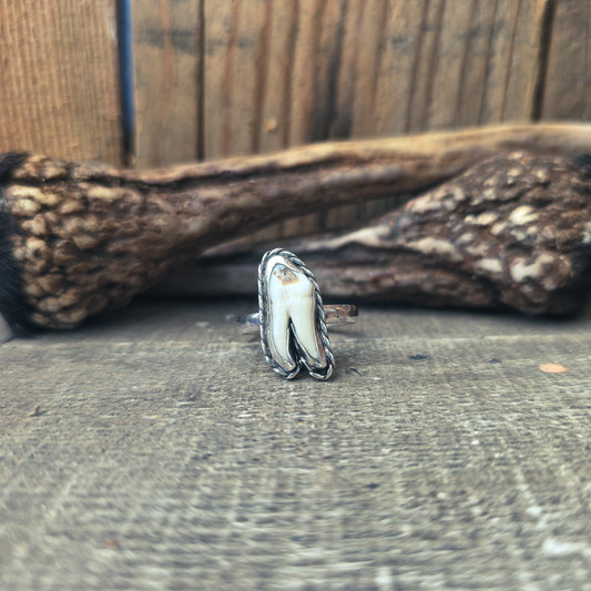 Primal - Ring i Sterlingsilver med Vildsvinstand
