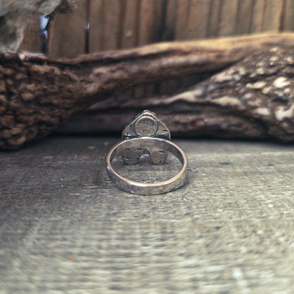 Primal - Ring i Sterlingsilver med Rävtand