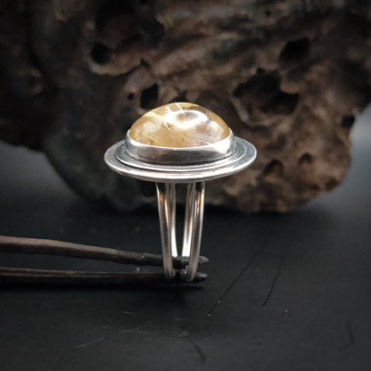 Unik Ring i Sterlingsilver med Guldrutil