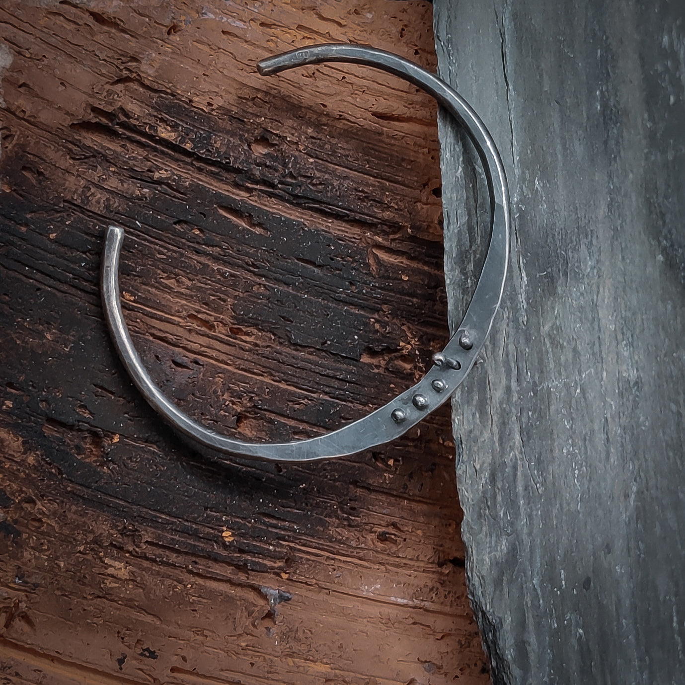 Ornament - Armband i Sterlingsilver med Dekorativa Detaljer