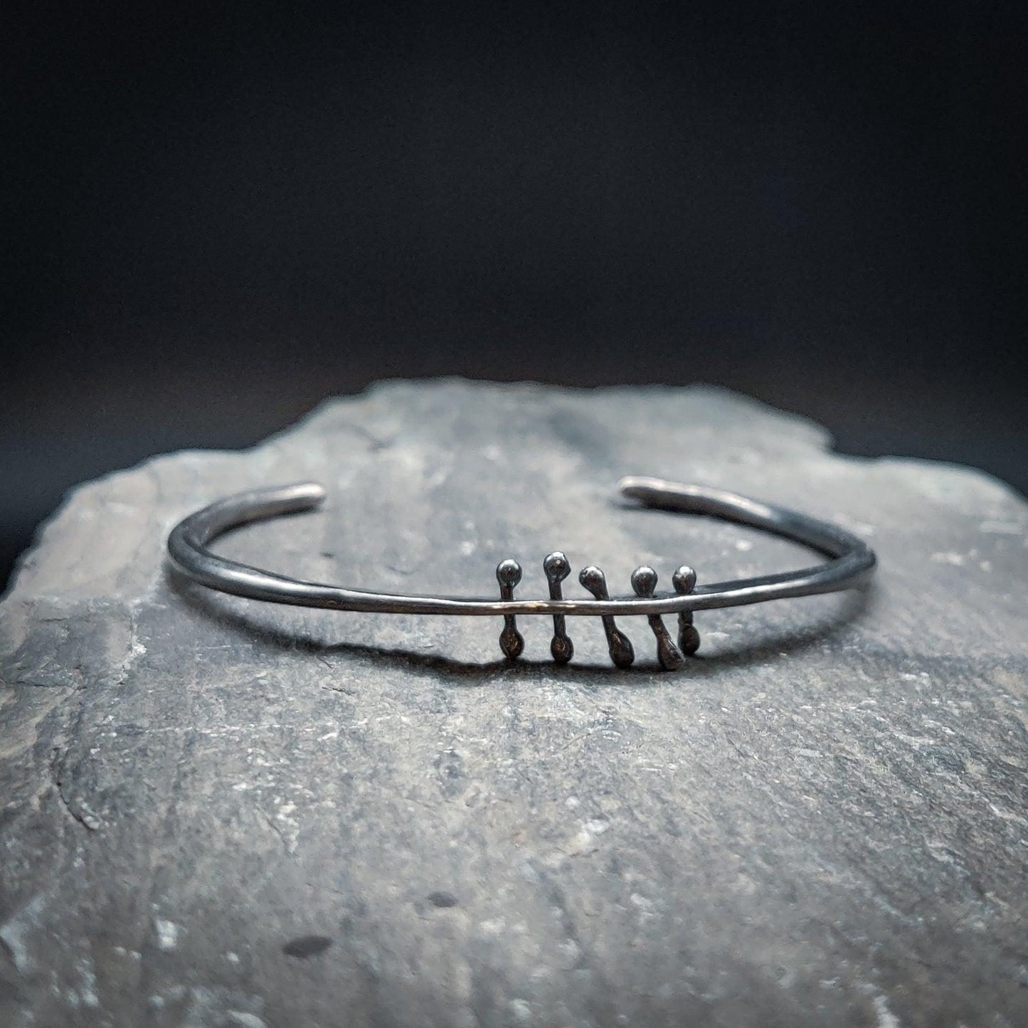 Ornament - Armband i Sterlingsilver med Dekorativa Detaljer