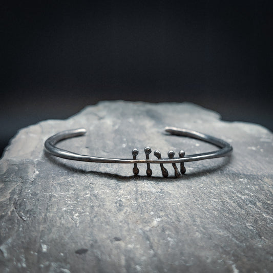 Ornament - Armband i Sterlingsilver med Dekorativa Detaljer