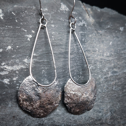 Terra - Örhängen i Sterlingsilver med Texturerad Yta